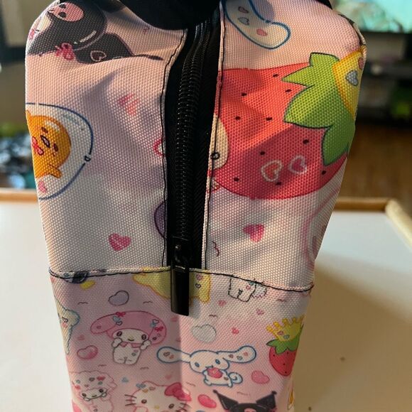 Hello Kitty & Friends Insulated Lunch Bag - Picture 6 of 9